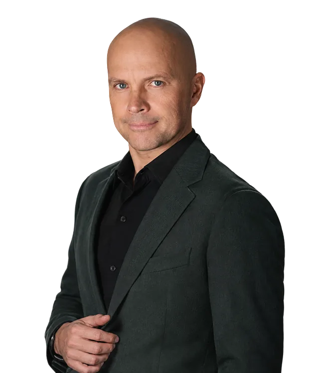 Максим Елин